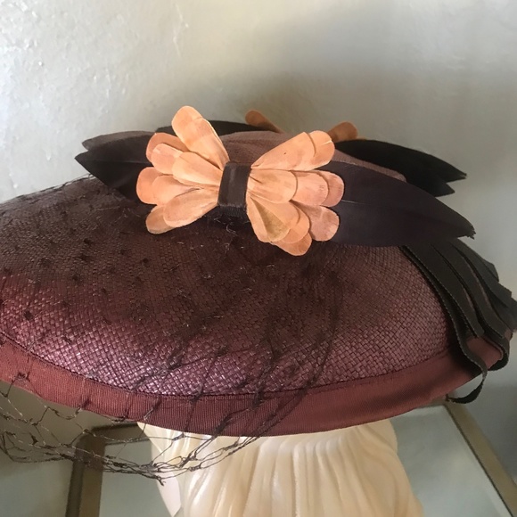 STRIKING 1940S\' GARNET STRAW WIDE BRIM HAT - FEATHER BOWS & MATCHING VEIL main image 4